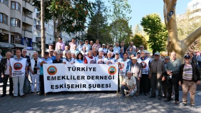 Emekliler Seslerini Duyurmak İçin Yürüdü