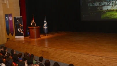 Uluslararası Öğrenciler Oryantasyon Programında Bir Araya Geldi