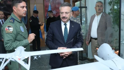 Vali Hüseyin Aksoy, Sivrihisar Hava Meydan Komutanlığı’nı ziyaret etti
