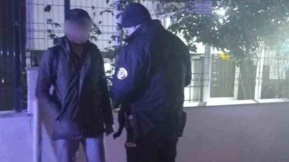 Eskişehir’de polis ekipleri kız öğrenci yurtları çevresini denetledi