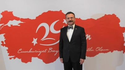 Vali Hüseyin Aksoy: "Cumhuriyet Tarihimiz 101 Yıllık Bir Başarı Öyküsüdür"