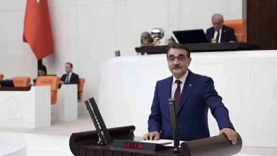 Milletvekili Fatih Dönmez: "Cumhuriyetimiz, Milletimizin Bağımsızlık Aşkının ve Vatan Sevgisinin En Büyük Eseridir"