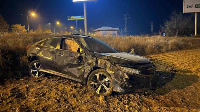 Eskişehir’de Takla Atan Otomobilin Sürücüsü Kazadan Yaralı Olarak Kurtuldu