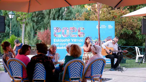 Eskişehir’de 26’sında Sokaklar Müzikle Şenlendi