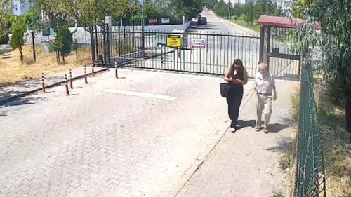 Savcı Kılığına Giren Dolandırıcı Altınları Alamadan Kaçtı