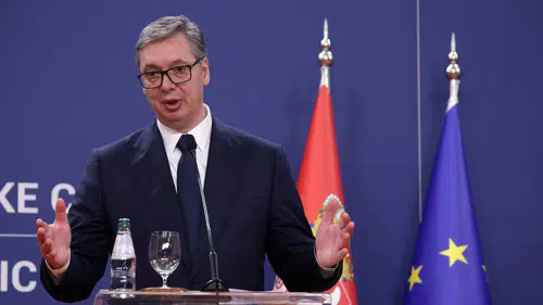Sırbistan Cumhurbaşkanı Vucic, seçim öncesi istifa edeceğini açıkladı