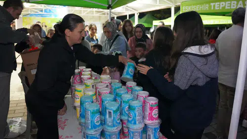 Tepebaşı’nda Çocuklar Şenlikte Doyasıya Eğlendi