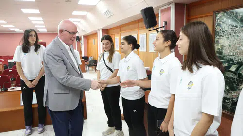 Odunpazarı’nın Hentbolcularından Başkan Kurt’a Teşekkür