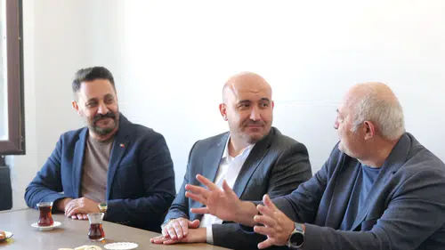 Albayrak ÇGD’yi Ziyaret Etti: Gazetecilerin Sorunları Masada