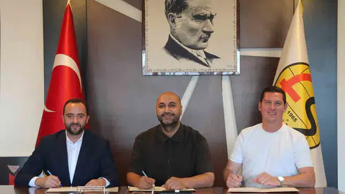 Eskişehirspor Basketbol Akademisi İçin İmzalar Atıldı