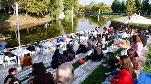 İskele 26 birinci yaşını Eskişehirlilerle kutladı