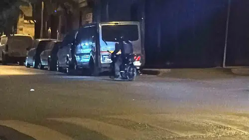 Eskişehir'de plakasını eliyle kapatıp kaçtı, 200 bin TL ceza yedi