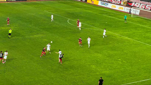 Eskişehirspor sezonu böyle açtı! İlk yarıda öne geçti