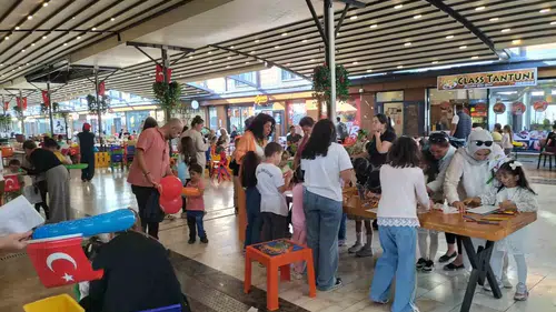 Köyceğiz'de Cumhuriyet coşkusu çocuk atölyelerinde sanatla buluştu
