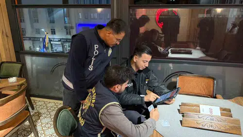 Hakkari genelinde geniş çaplı huzur operasyonu: 7 aranan şahıs yakalandı