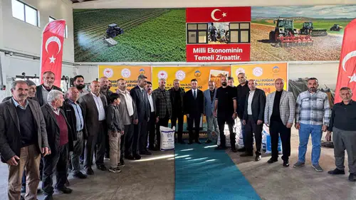 Ağrı'da 18 milyon liralık tarımsal hamle: 1100 çiftçiye sertifikalı tohum desteği