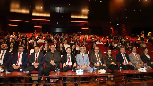 Diş hekimliğinde dijital dönüşüm Konya'da masaya yatırılıyor