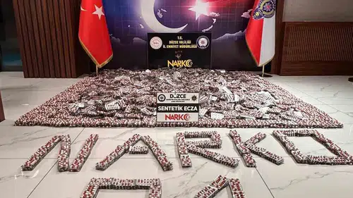 Anadolu Otoyolu'nda 18 milyon liralık sentetik ecza operasyonu