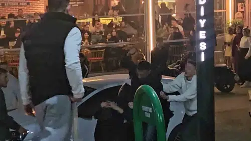 Karabük'te sokak ortasında şiddetli arbede: Bir kişi yaralandı