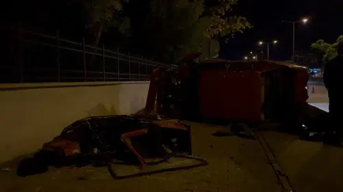 Alkollü sürücü dehşet saçtı: Refüjü aşıp motosikletliye çarptı
