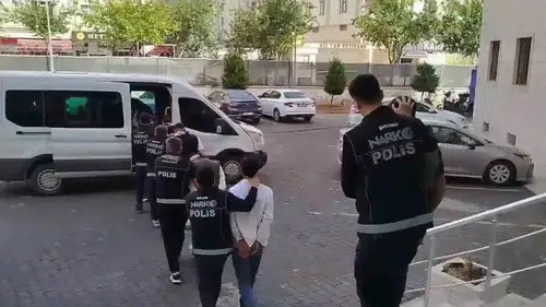Şanlıurfa merkezli narkotik operasyonunda 13 kişi cezaevine gönderildi