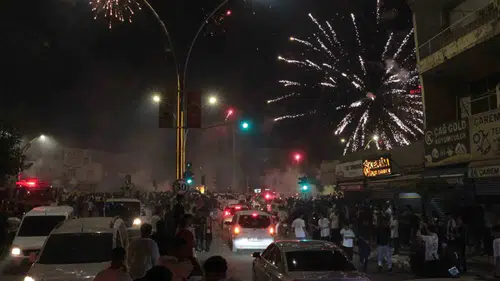 Cizre'de Amedspor galibiyeti kutlamaları havai fişekli çatışmaya dönüştü