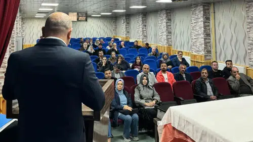 Bayburt Fen Lisesinde yeni dönem hedefleri velilerle masaya yatırıldı