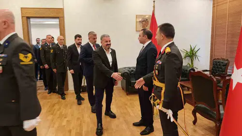 Silopi’de Cumhuriyet coşkusu: 103. yıl dönümü tebrikat töreniyle kutlandı