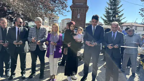 Pazaryeri’nde öğrenciler Filistin için dayanışma çarşısı kurdu