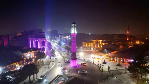 Çorum'da hava sıcaklığı düştü, sis trafiği olumsuz etkiledi