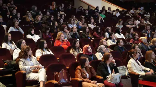 Bursa'da anne sütünün mucizevi yapısı bilimsel mercek altına alındı