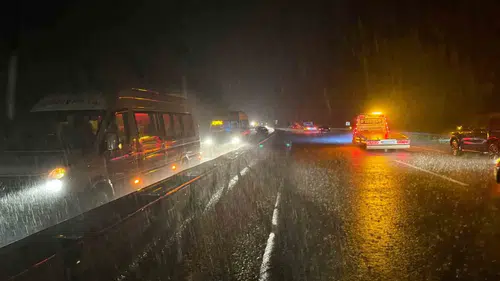 Sakarya'da turuncu kodlu kabus: Karasu'da araçlar sel sularına teslim oldu