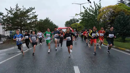 Erzincan'da Cumhuriyet Kupası heyecanı 168 sporcuyu buluşturdu