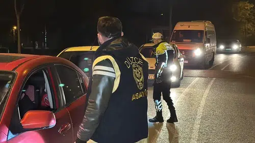 Düzce'de bir haftalık güvenlik bilançosu: 14 aranan şahıs yakalandı