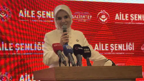 Aile ve Gençlik Fonu ile 261 bini aşkın genç dünyaevine girdi