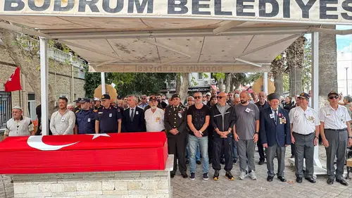 Kıbrıs Barış Harekatı'nın kahramanlarından Hüsnü Şengöz veda etti