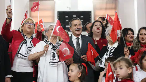 Tepebaşı’nda Cumhuriyet Coşkusu Üç Nesli Buluşturdu