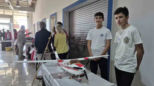 Bodrumlu Gençlerin Teknoloji Hamlesi: Geleceğin Mühendisleri Sahne Aldı