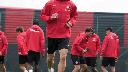 Burak Yılmaz yönetimindeki Çorum FK İzmir deplasmanı için geri sayıma geçti