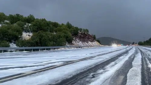 Bingöl'de mevsim geçişi: Sağanak sonrası gökkuşağı ve dolu sürprizi