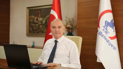 Başkan Özlü'den Cumhuriyet'in 103. yılında Türkiye Yüzyılı vurgusu