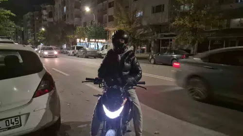 Eskişehir’de Kadın Sürücü Motosikletlinin Üzerine Yürüdü