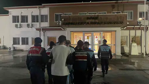 Didim'de otel baskını: 14 göçmen yakalandı, 10 kişi tutuklandı