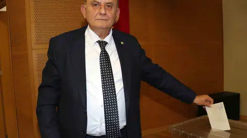 Manisa TSO'da Ümit Türek güven tazeledi: Meclis başkanlığında firesiz dönem