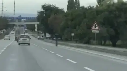 Eskişehir Çevreyolunda Scooterlı Sürücü Tehlike Saçtı