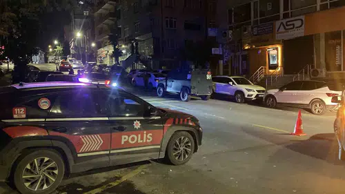 Kağıthane'de iş yerinin önünde kurşun yağmuruna tutulan genç esnaf kurtarılamadı
