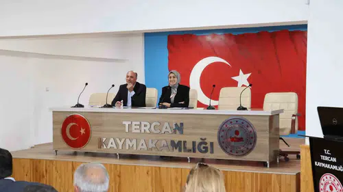 Tercan'da yerel yönetim gündemi Kaymakam Duman başkanlığında masaya yatırıldı