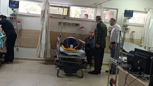 Manisa'daki feci kazada bilanço ağır: Vali Özkan hastanede yaralıları ziyaret etti