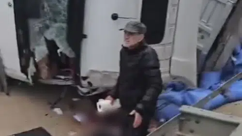 Sivrihisar’da Tır Devrildi: Sürücü Ağır Yaralı