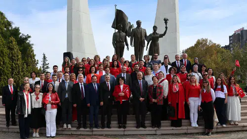 ESOGÜ’de Cumhuriyet’in 103. Yılı Coşkuyla Kutlandı